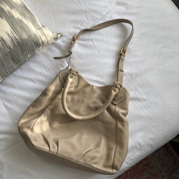 Marc Jacobs Leather Crossbody Bag - Picture 5 of 12